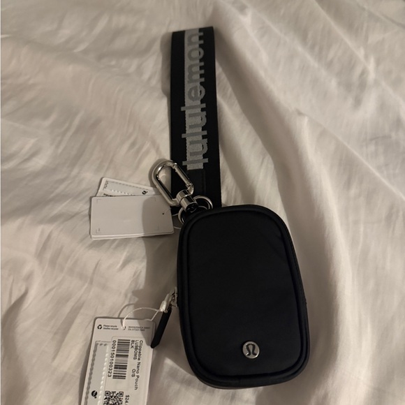 lululemon athletica Handbags - lululemon athletica Black Wristlet